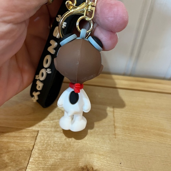 Snoopy Key Chain/Charm - Picture 4 of 7